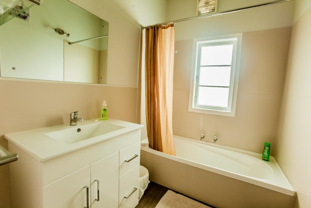 Ocean View Raglan Bed & Breakfast Zimmer foto